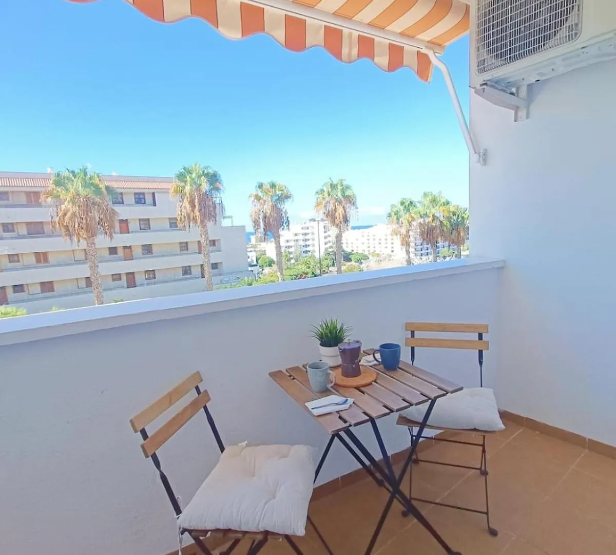 Cozy Apartment In Los Cristianos
