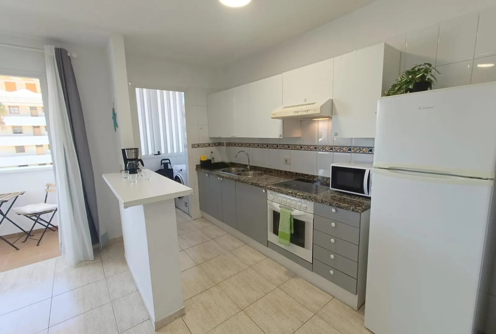Cozy Apartment In Los Cristianos